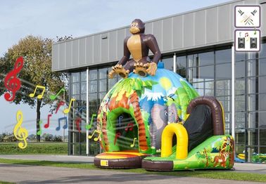 Do macaco inflável do leão-de-chácara da selva do divertimento ligações em ponte infláveis personalizadas