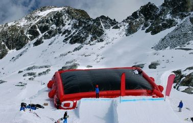 Brinquedos infláveis exteriores do airbag de Customzied para o jogo do Snowboard