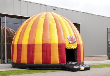 Equipamento inflável do divertimento do trampolim exterior macio mega da casa do salto
