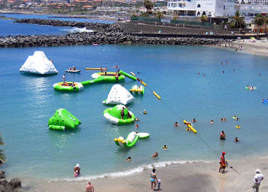 Parque de flutuação inflável da água do mar, parque inflável final comercial da corrediça