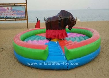 Jogos infláveis dos esportes do parque de diversões, Bull mecânica ostentando inflável