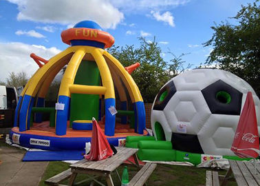 Campo de jogos inflável comercial da criança com o logotipo que imprime SCT EN71