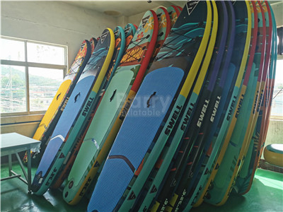 a ressaca inflável do esporte de água da placa do SUP 365lbs está acima da cor personalizada da placa de pá