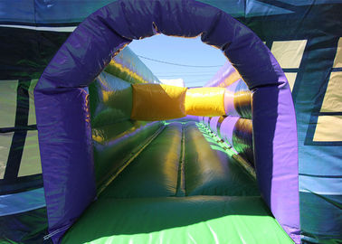 Curso de obstáculo inflável gigante temático colorido de Dia das Bruxas para crianças/adultos