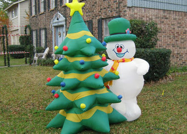 Dos produtos infláveis da propaganda do PVC boneco de neve/árvores infláveis do Natal
