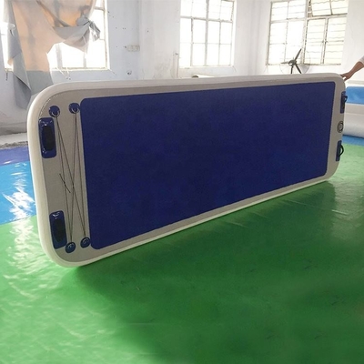 Tapete de yoga flutuante inflável para água com tecido ponto gota inflável para ginástica