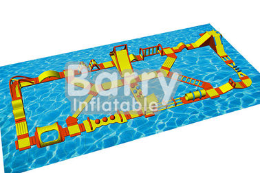 Curso de obstáculo de flutuação inflável dos jogos da água com o encerado do PVC de 0.9mm Plato