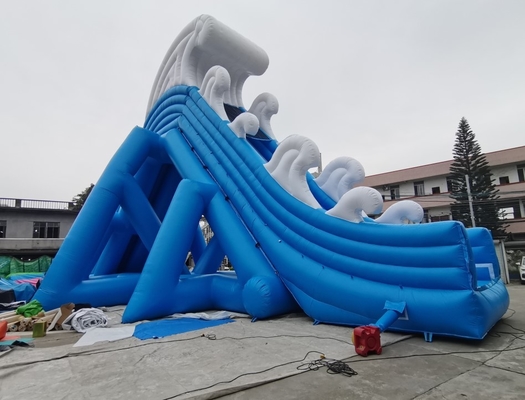 Corrediças de água infláveis do gigante do tema dos desenhos animados para o material exterior adulto de encerado do PVC
