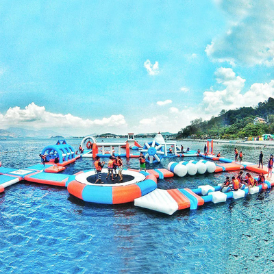 parque inflável da água do divertimento comercial do PVC de 0.9mm para jogos da água do lago