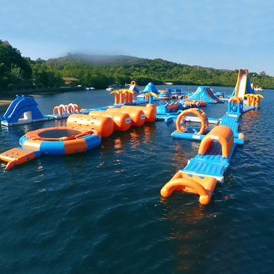parque inflável da água do divertimento comercial do PVC de 0.9mm para jogos da água do lago