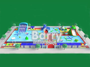 Equipamento inflável comercial do parque da água, parque de diversões inflável do quadro do metal