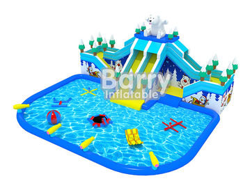 O ar inflável do parque da água da corrediça do urso caçoa o campo de jogos inflável com brinquedos da água