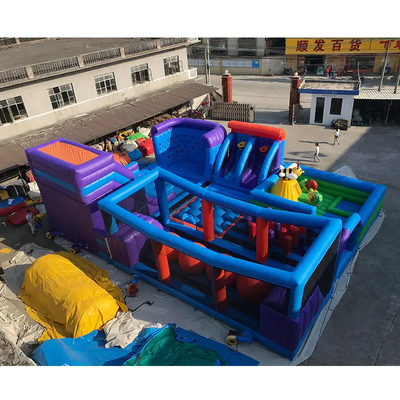 Parque inflável interno para crianças e adultos com pista de obstáculos Jogo esportivo interno