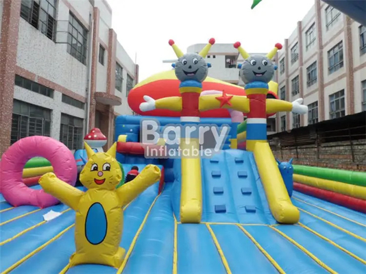 Equipamento de playground inflável com logotipo personalizado para crianças castelos infláveis ​​para atividades