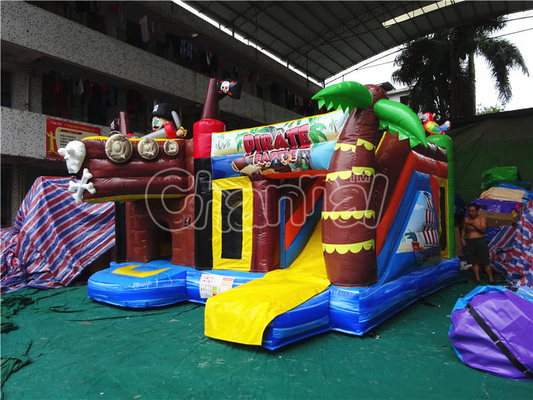 Casas de pular explosivas resistentes ao fogo Tema de pirata Castelo inflável infantil explosível
