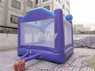 Festa em casa roxa do salto da segurança profissional Bouncy inflável exterior do castelo dos carros