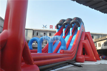O divertimento louco 5k inflável corre o meta, curso de obstáculo inflável gigante para adultos