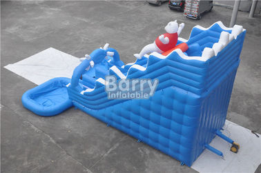 Corrediças de água infláveis grandes do urso azul 12x9x7m com piscina 2