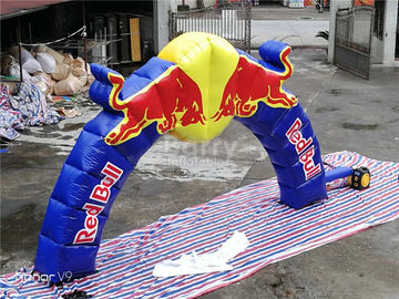 Cópia original Commerical que anuncia arcos infláveis de Red Bull para a cerimônia de inauguração