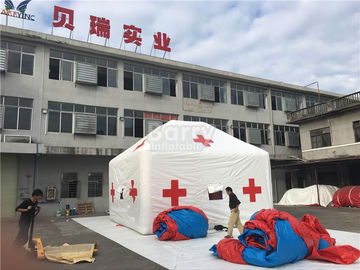 Barraca inflável médica exterior branca da cruz vermelha da promoção com impressão do logotipo