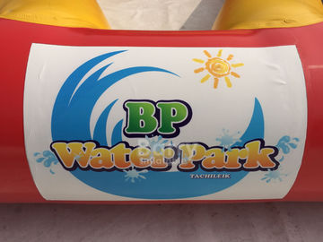 Parque inflável final comercial da água para crianças, esportes de água infláveis