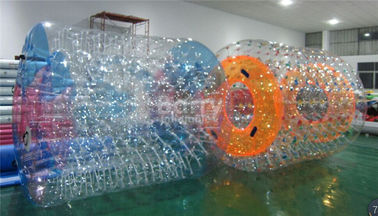 PVC jogos infláveis do parque da água de 0,6 ou de 0.9mm, rolo inflável da água para adultos