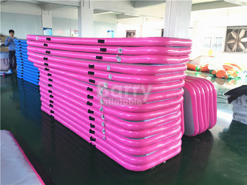 Esteira inflável cor-de-rosa macia durável da ginástica da trilha de ar/esteira de água de flutuação