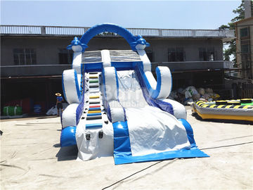 Corrediça inflável pequena azul do golfinho com material do PVC/parede de escalada da explosão