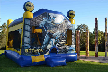 Encerado que costura o castelo de salto inflável combinado de Batman C4 para o anúncio publicitário do quintal