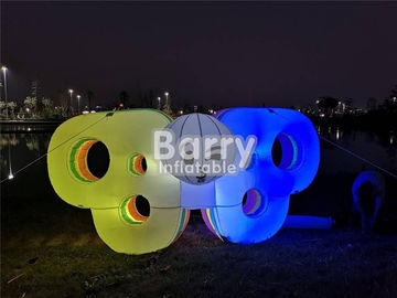 Personagens de banda desenhada infláveis de encerado do PVC, modelo da asa da borboleta da explosão da impressão de Digitas com luz do diodo emissor de luz