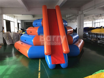 Brinquedos de flutuação infláveis da água da corrediça de água do PVC, jogos infláveis do parque da água