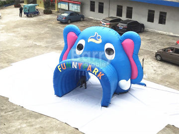 Porta inflável do arco da entrada do elefante azul atlético do evento 6 meses de garantia