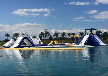 Parque inflável personalizado da água da ilha verde gigante, parque inflável do divertimento para a ilha