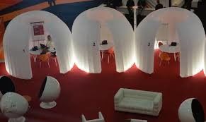 Sala de reunião inflável curvada inflável da parede da feira profissional interna/exterior