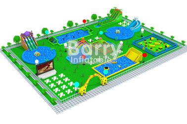 Tamanho personalizado do parque da água da terra do campo de jogos divertimento inflável exterior