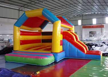 Casa do salto da corrediça/leão-de-chácara combinados infláveis engraçados do Moonwalk para o campo de jogos