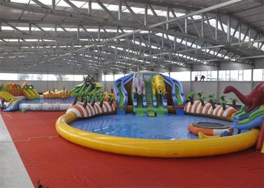 Parque inflável surpreendente da água do equipamento exterior gigante do jogo para crianças