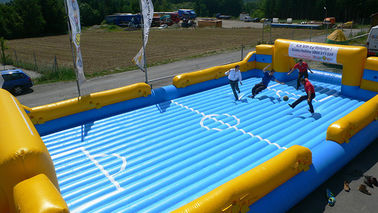 Campo de futebol inflável engraçado, campo de futebol inflável da água para o adulto