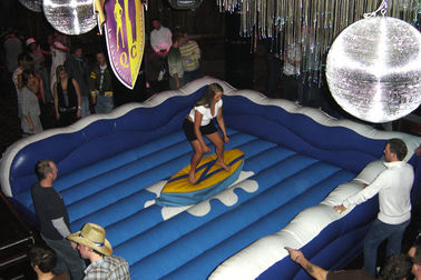 Simulador inflável interno da placa de ressaca dos jogos dos esportes para crianças/adultos