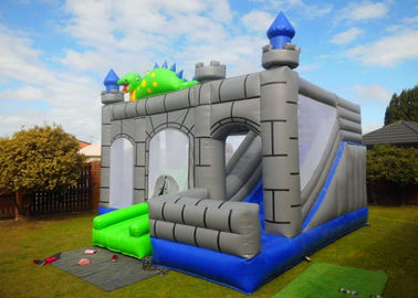 Combinado inflável comercial gigante do aluguel, castelo Bouncy do dragão com aluguer da corrediça