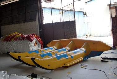 Os brinquedos infláveis de flutuação da água, 6 PVC dos assentos 0.9mm inflável Flyfish para o jogo da água