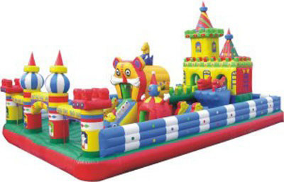 Castelo inflável da explosão do parque de diversões do campo de jogos da criança do ODM