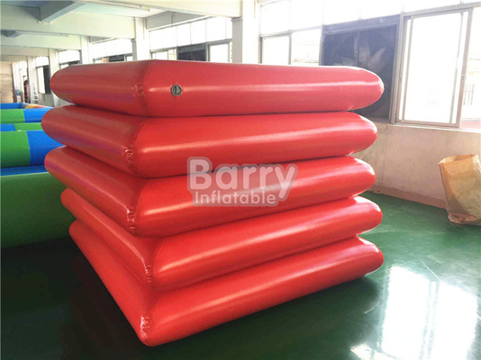 A associação de água portátil inflável personalizou a cor vermelha e verde pequena