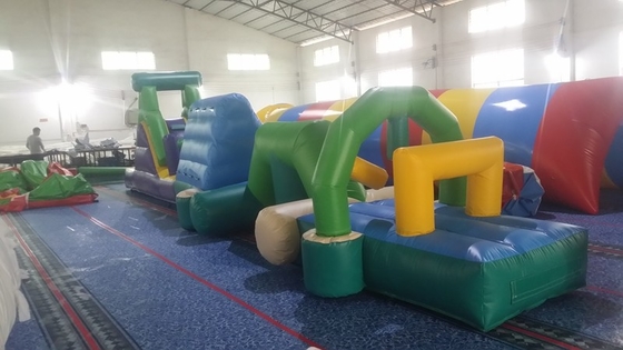 Percurso de obstáculos de água inflável personalizado na piscina / corrida inflável com logotipo personalizado