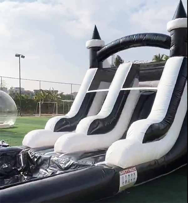 Indoor/Outdoor Casa de salto em tuxedo preto e branco Slide de água inflável para festa