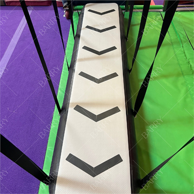 Campo de Jogos Indoor Curso de Obstáculos Ninja Warrior Inflável Obstáculo Suspendido Parkour 8ft Air Bridge