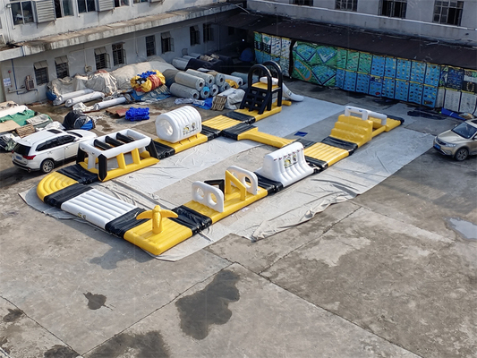 Parque aquático inflável flutuante para lago
