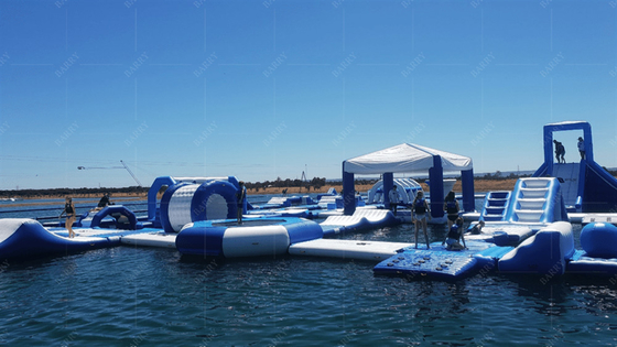 Parque aquático flutuante inflável e versátil 2 anos de garantia