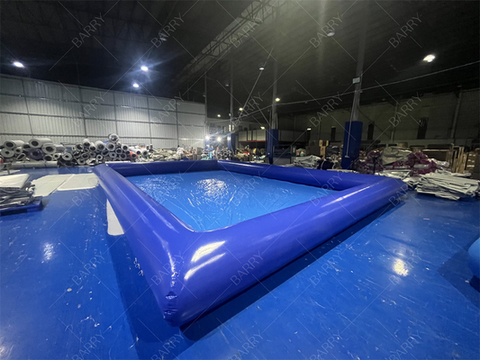 Pequena piscina de água azul portátil para crianças feita de lona de PVC durável perfeita para diversão de verão e jogos aquáticos
