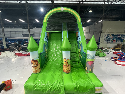 Escorrega insuflável animal 6x4M personalizável para crianças